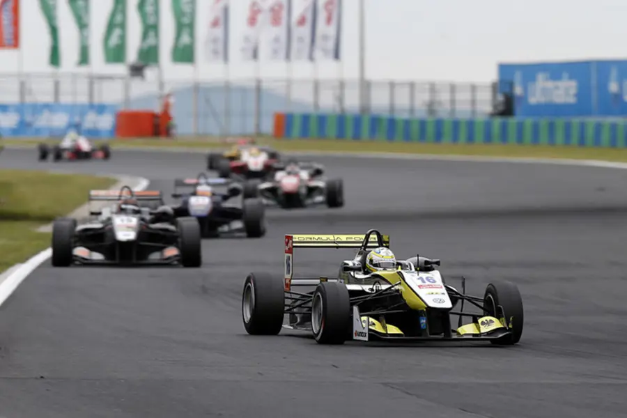 First points for Jules Szymkowiak highlight of Hungarian F3 weekend