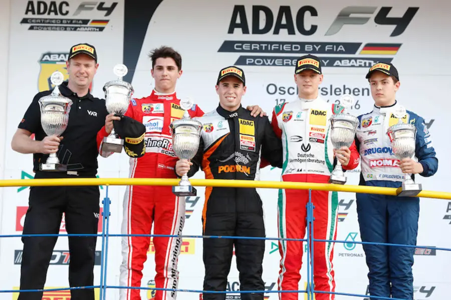 Two wins make Joey the ADAC F4 ‘Halbzeitmeister’