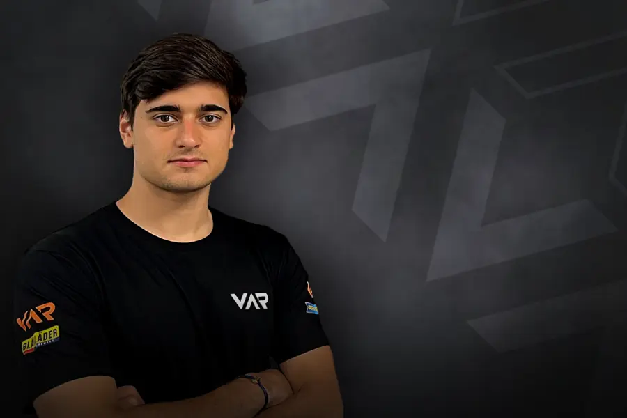 Caio Collet signs with VAR for ’23 FIA F3 Championship