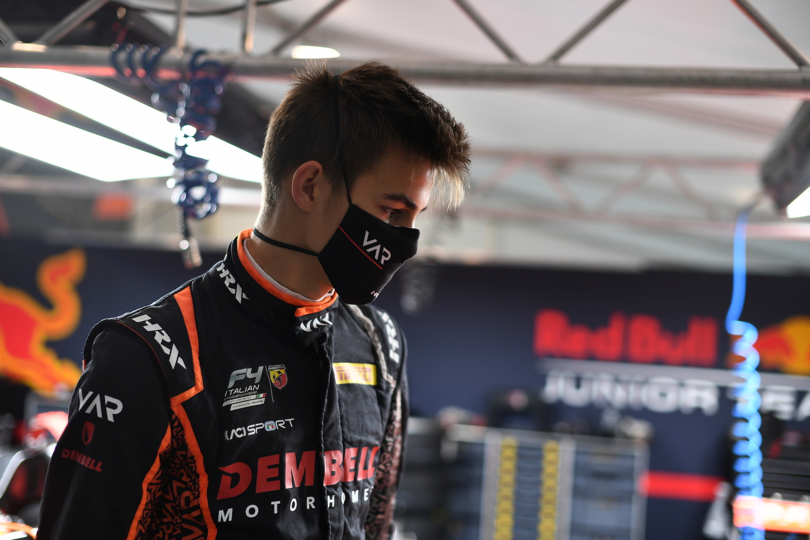 Bence Válint rejoins VAR for his second F4 campaign