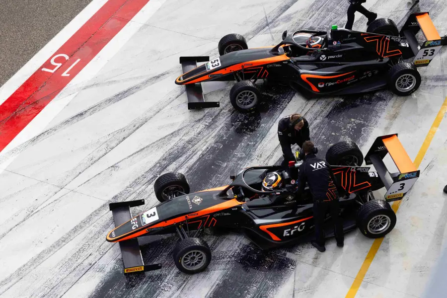 Van Amersfoort Racing celebrates triple podium in Motorland Aragón